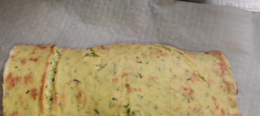 ROLLO DE CALABACÁN RELLENO DE JAMÓN YORK Y QUESO CON THERMOMIX EN RIBERA DEL FRESNO