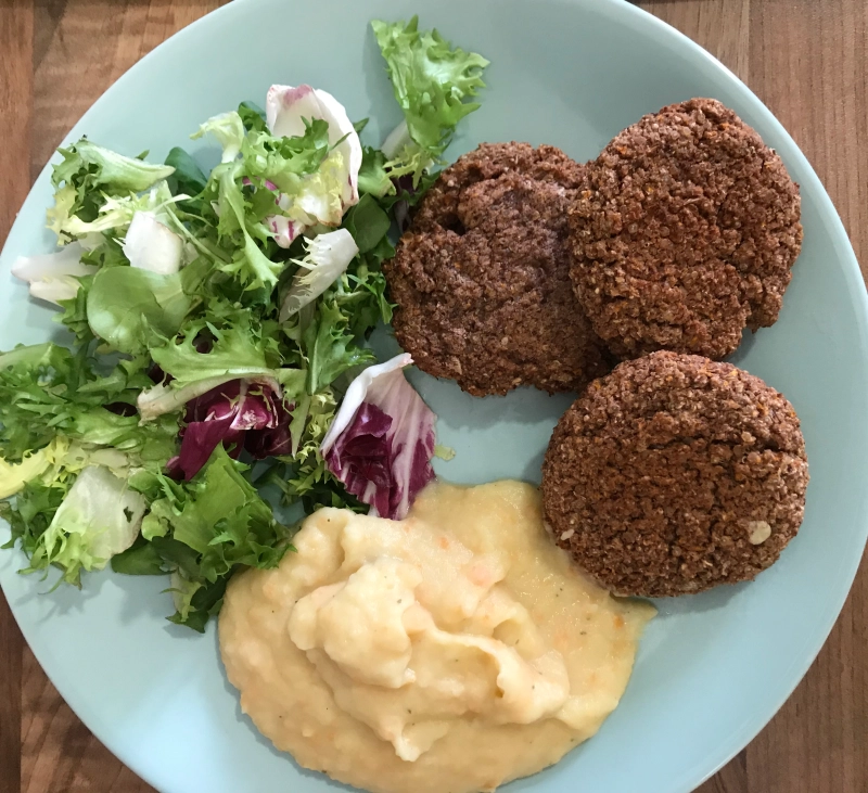 Hamburguesas de quinoa y legumbres
