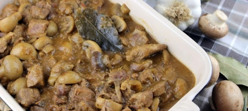 MAGRO DE CERDO EN SALSA CON CHAMPIÑONES CON THERMOMIX