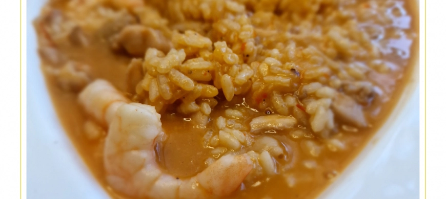 ARROZ RÁPIDO CON POLLO, CALAMARES Y LANGOSTINOS CON THERMOMIX