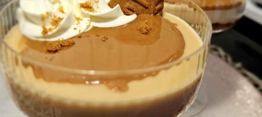 POSTRE DE GALLETAS LOTUS EN COPAS CON THERMOMIX