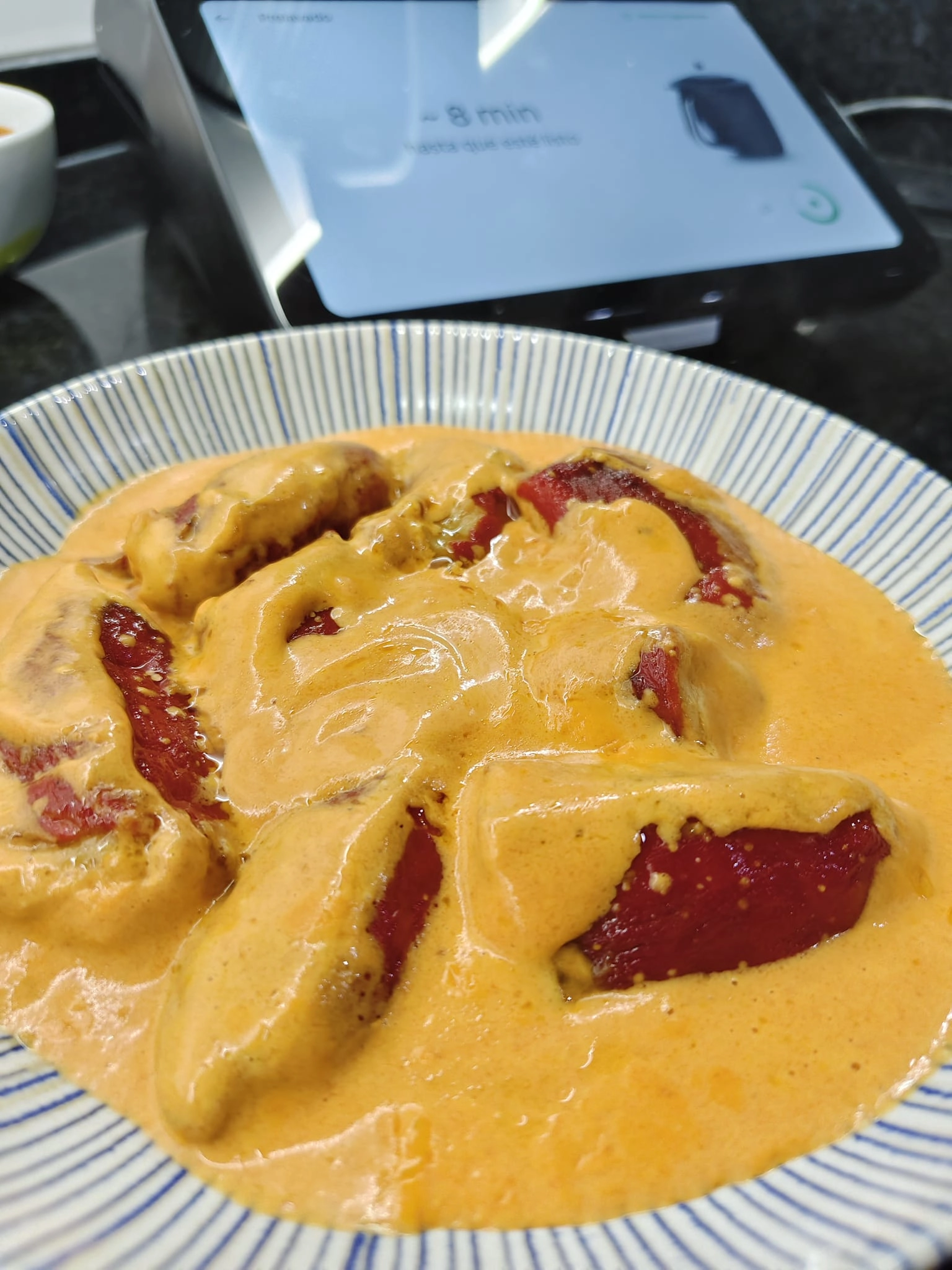 SALSA DE PIMIENTOS O PIQUILLOS EN THERMOMIX
