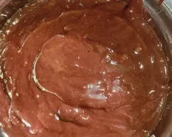 Step <p>Pon en el vaso la leche, las yemas, la margarina y el azúcar. Programa 5 minutos / 80° /velocidad 4.</p><p><br></p><p>-Cuando termine añades el chocolate y los Ferrero Rocher, deja que se ablanden un poco y tritura 15sg/vl.6-7.</p><p><br></p><p>- Vierte en un recipiente y dejas que se enfrien del todo.</p><p><br></p> illustration