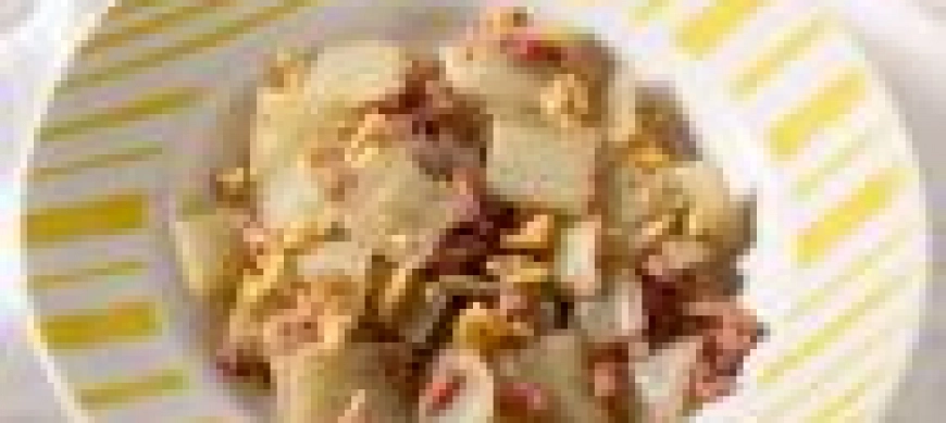 Pencas de acelga con beicon y nueces